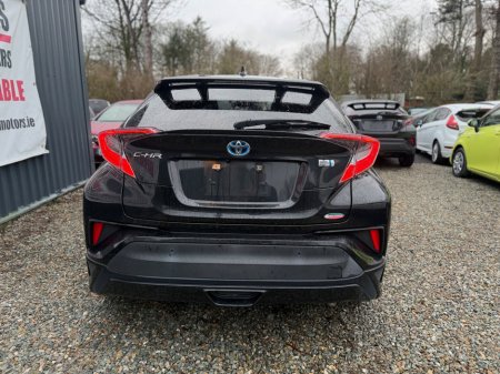 2018 Toyota C-HR 1.8 HYBRID LUNA SPORT €18,900 thumbnail