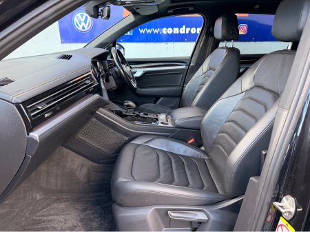 2019 Volkswagen Touareg 3.0 TDI V6 R-LINE  AUTO 285BHP  2 SEAT COMMERICAL ( 191 REG ) €35,600 thumbnail