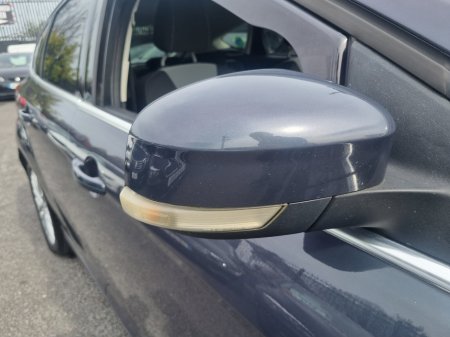 2013 Ford Focus - thumbnail 13