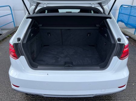 2018 Audi A3 - thumbnail 13