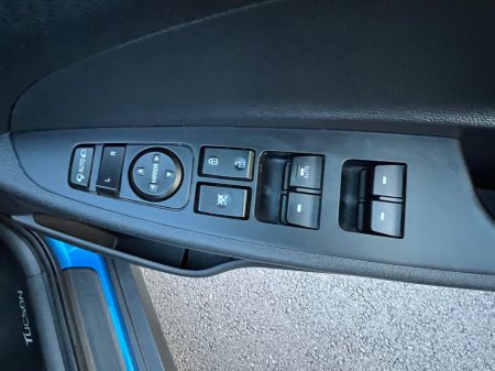 2018 Hyundai Tucson - thumbnail 24