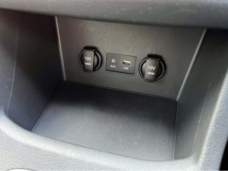 2019 Hyundai i30 DELUXE 1.0 PETROL //REVERSE CAMERA//CARPLAY// €14,950 thumbnail