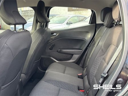 2020 Renault Clio Dynamique TCe 100 MY19 €14,950 thumbnail