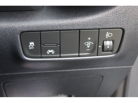 2020 Hyundai Kona - thumbnail 23