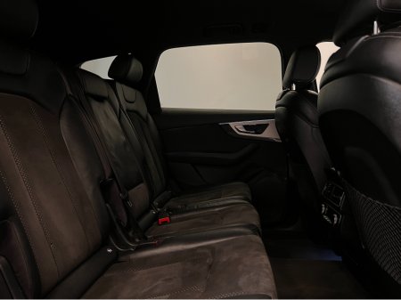 2016 Audi Q7 - thumbnail 19