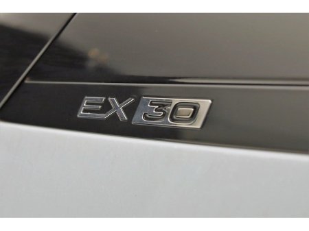 2024 Volvo EX30 SINGLE MOTOR EXTENDED RANGE 69KWH RWD 272BHP €34,890 thumbnail