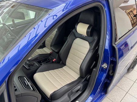 2015 Volkswagen Golf R 2.0 Launch Edition €23,950 thumbnail