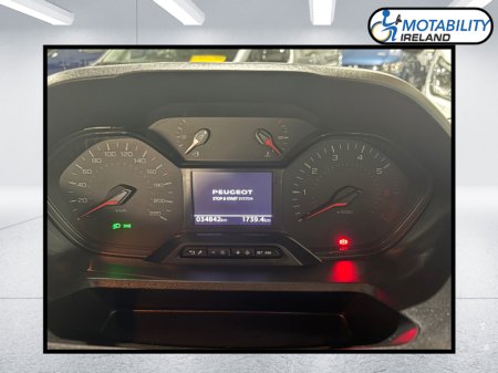 2023 Peugeot Rifter Wheelchair Accessible €42,995 thumbnail