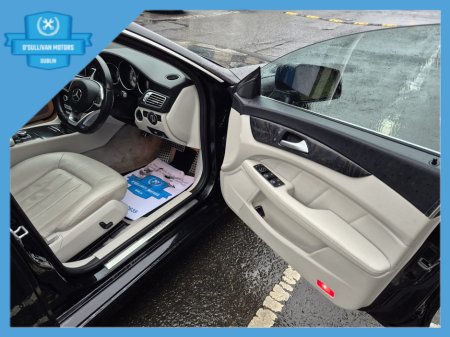 2015 Mercedes-Benz CLS Class 220 D AMG LINE 4DR A €16,999 thumbnail