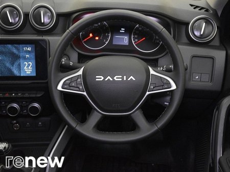 2024 Dacia Duster Journey Blue dCi 115 DFull MY23.5 €28,900 thumbnail