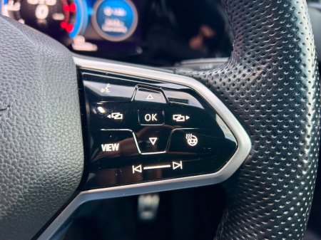 2021 Volkswagen Golf - thumbnail 16