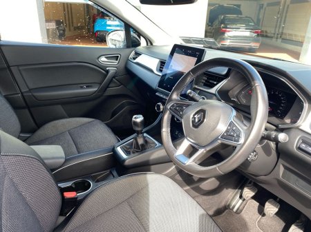 2020 Renault Captur - thumbnail 9