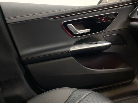 2025 Mercedes-Benz EQE - thumbnail 14