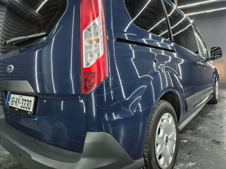 2016 Ford Tourneo Connect - thumbnail 22