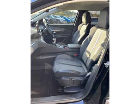 2021 Peugeot 5008 1.5 BlueHDi 130bhp Allure thumbnail