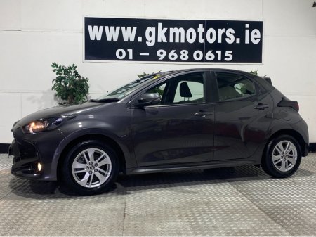 2023 Toyota Yaris 1.5 HYBRID LUNA  AUTO €18,999