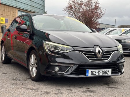 2016 Renault Megane - thumbnail 4