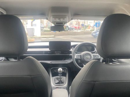 2025 Jeep Avenger 1.2 100HP Altitude €28,895 thumbnail