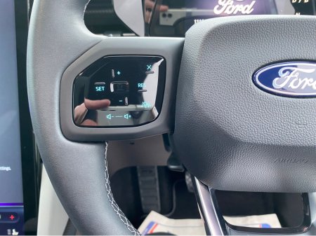 2025 Ford Explorer Extended Range Premium.. Driver assistance + Heat pump €43,500 thumbnail