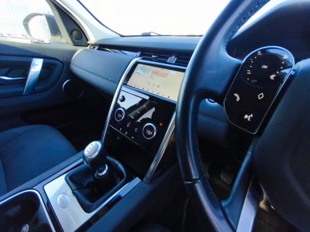 2020 Land Rover Discovery Sport - thumbnail 17