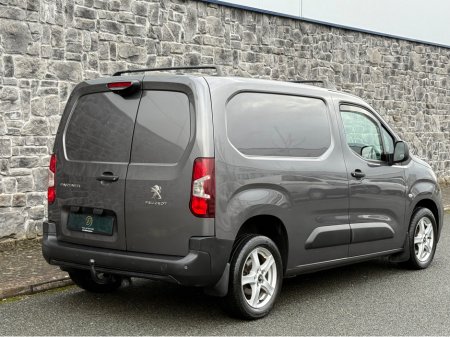 2019 Peugeot Partner PROF PLUS 1.6 HDI FSH €11,950 thumbnail