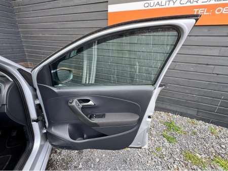 2015 Volkswagen Polo - thumbnail 13