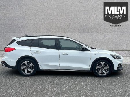 2022 Ford Focus 1.0T EcoBoost Hybrid 125PS Active €22,950 thumbnail