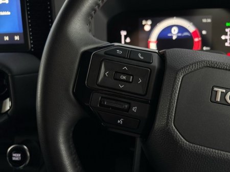 2025 Toyota Landcruiser - thumbnail 15