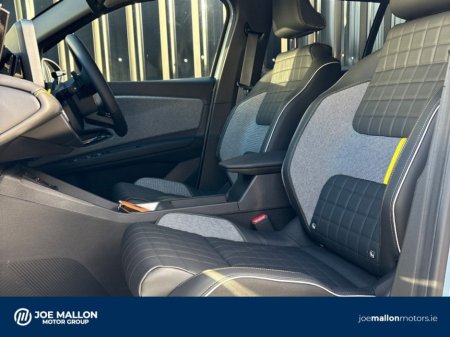 2025 Renault 4 - thumbnail 8