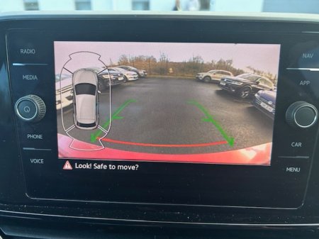 2023 Volkswagen T-Roc - thumbnail 5