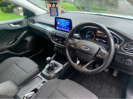 2021 Ford Focus - thumbnail 18