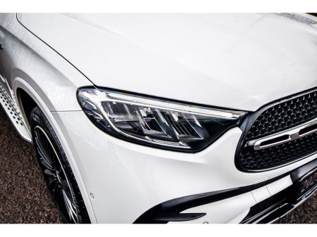 2025 Mercedes-Benz GLC Class - thumbnail 11