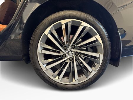 2025 Skoda Superb - thumbnail 5