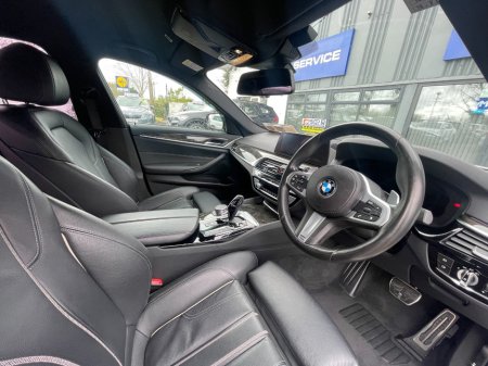 2019 BMW 5 Series - thumbnail 9