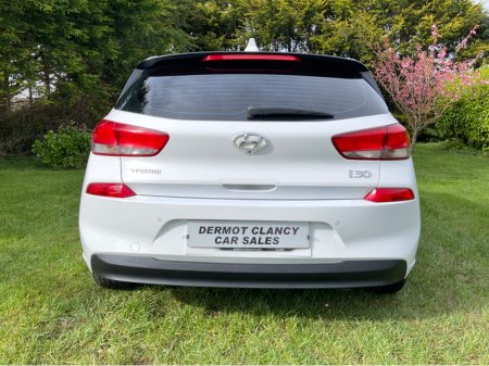 2017 Hyundai i30 - thumbnail 12