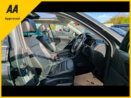 2020 Volkswagen Tiguan - thumbnail 16