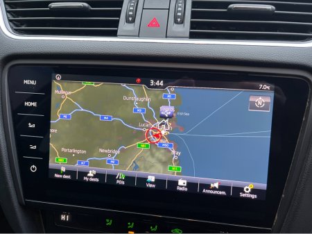 2018 Skoda Octavia STYLE 1.0 PETROL //HIGH SPEC//SAT NAV//REVERSE CAMERA// €13,950 thumbnail