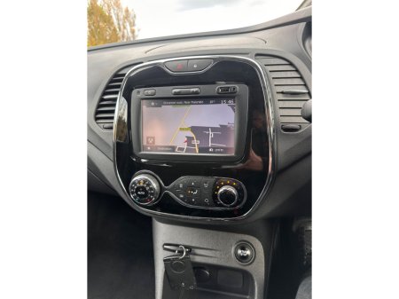 2017 Renault Captur - thumbnail 16