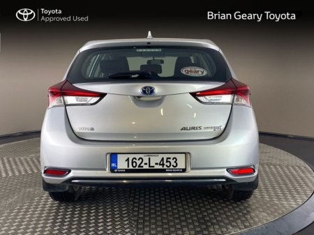 2016 Toyota Auris - thumbnail 4