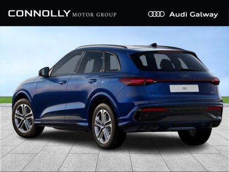 2026 Audi Q5 S-LINE E-HYBRID QUATTRO A/T €75,950 thumbnail