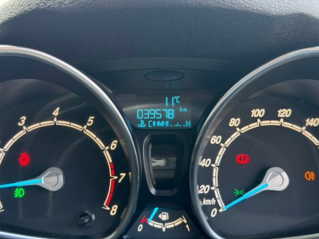 2016 Ford Fiesta - thumbnail 21