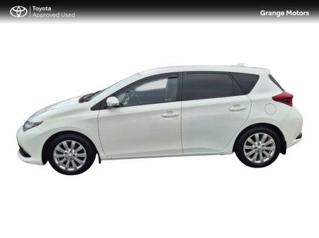 2018 Toyota Auris Van - thumbnail 14