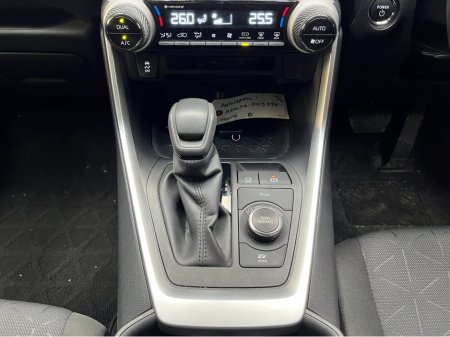 2024 Toyota Rav4 - thumbnail 18