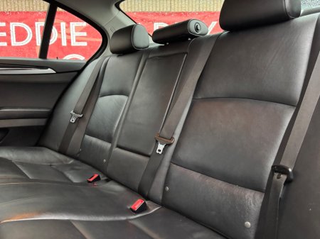 2015 BMW 5 Series 518d SE €8,950 thumbnail