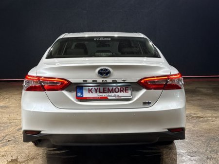 2019 Toyota Camry 2.5 HYBRID AUTOMATIC - HEATING / AC CONTROLS - CRUISE CONTROL - LANE ASSIST €22,950