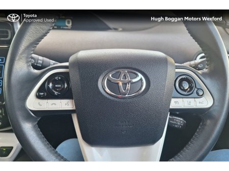 2017 Toyota Prius - thumbnail 15