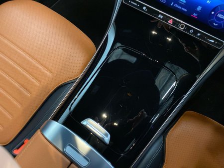 2024 Mercedes-Benz GLC Class GLC 220 D 4MATIC AMG Line plus | Reversing Camera, Parking Assistance, Heated Seats €67,950 thumbnail