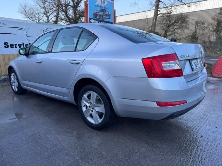 2016 Skoda Octavia AMBITION 1.6 TDI 110HP DSG 4DR €10,950 thumbnail