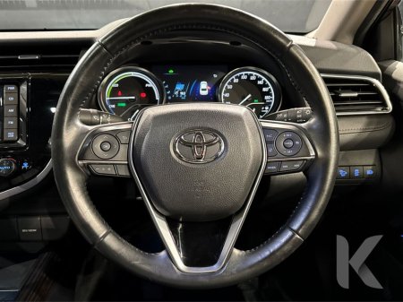 2018 Toyota Camry - thumbnail 16