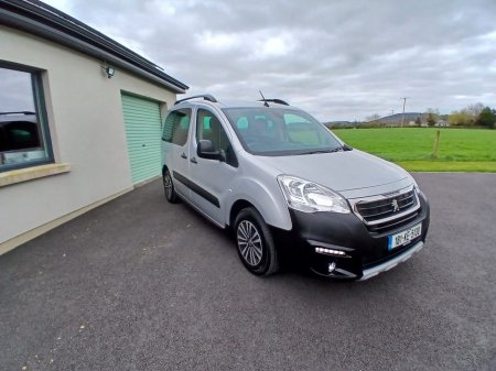 2018 Peugeot Partner - thumbnail 5